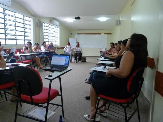 IVSNF - Seminário Nacional sobre Formação de Educadores de EJA